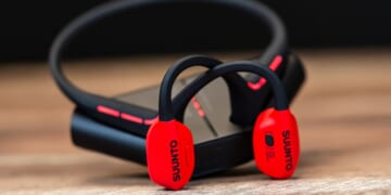 Suunto Wing Review: Great Sport Headphones with Added Safety Features